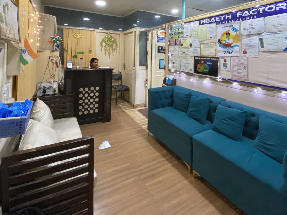 Reception at Health Factor Dental Clinic
